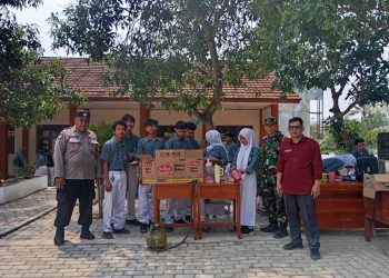 Cegah Pelajar Terhasut Unjuk Rasa, Polsek Bojongmangu Gelar Program Polisi Pendamping Kelas di SMAN 1 Bojongmangu