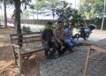 Jaga Kondusifitas Wilayah, Bhabinkamtibmas Polsek Serang Baru Gelar Cooling System di Desa Sukasari