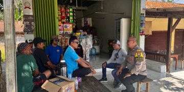 Eratkan Hubungan Bersama Warga, Bhabinkamtibmas Polsek Kedungwaringin Gelar DDS di Desa Waringinjaya