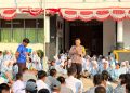 Polisi Pendamping Kelas Sambangi SMAN 2 Cibarusah, Ajak Pelajar Fokus Belajar dan Jauhi Kegiatan Berisiko