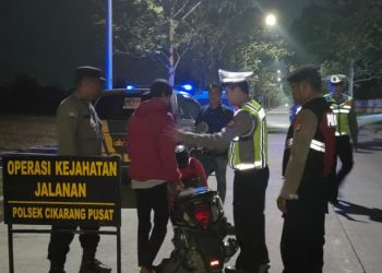 Polsek Cikarang Pusat Gelar Operasi Kejahatan Jalanan, Antisipasi 3C dan Gangguan Kamtibmas