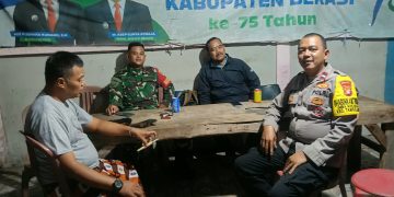 Polsek Tambelang Bersama TNI dan Pemerintah Desa Sambangi Poskamling Sukaraja, Perkuat Sinergi Menjaga Kamtibmas