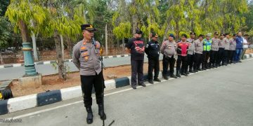Polres Metro Bekasi Gelar Apel Kesiapan Pelayanan Pengamanan Aksi Unjuk Rasa di Kejaksaan Negeri Kabupaten Bekasi, Kedepankan Pendekatan Humanis