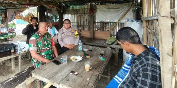 Bhabinkamtibmas Kedung Pengawas Ajak Warga Aktifkan Pos Ronda dan Jaga Kerukunan Pascapilkades