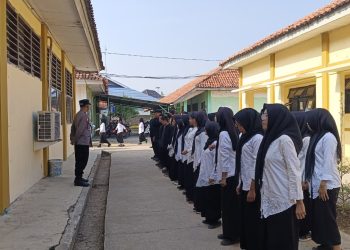 Police Go to School di SMAN 1 Pebayuran, Polisi Ajak Pelajar Jauhi Tawuran, Bullying, dan Narkoba