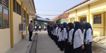 Police Go to School di SMAN 1 Pebayuran, Polisi Ajak Pelajar Jauhi Tawuran, Bullying, dan Narkoba