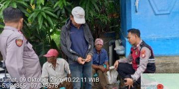 Polsek Muaragembong Gelar Patroli KRYD, Sambangi Tokoh Masyarakat di Dermaga