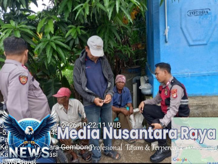 Polsek Muaragembong Gelar Patroli KRYD, Sambangi Tokoh Masyarakat di Dermaga
