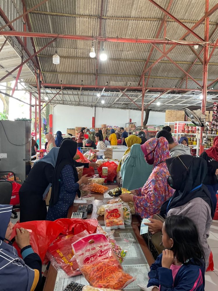 Berdiri Sejak 1997, MATAHARI GROSIR AEGROUP Jadi Tujuan Belanja Snack dan Pusat Produksi Camilan di Bekasi Utara