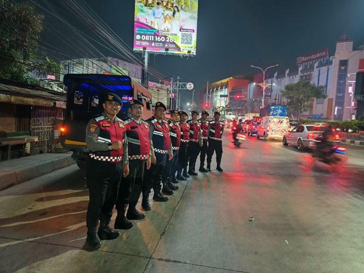 Jaga Keamanan Masyarakat Hingga Dini Hari, Polres Metro Bekasi Intensifkan Patroli KRYD dan Strong Point di Titik Rawan Kejahatan